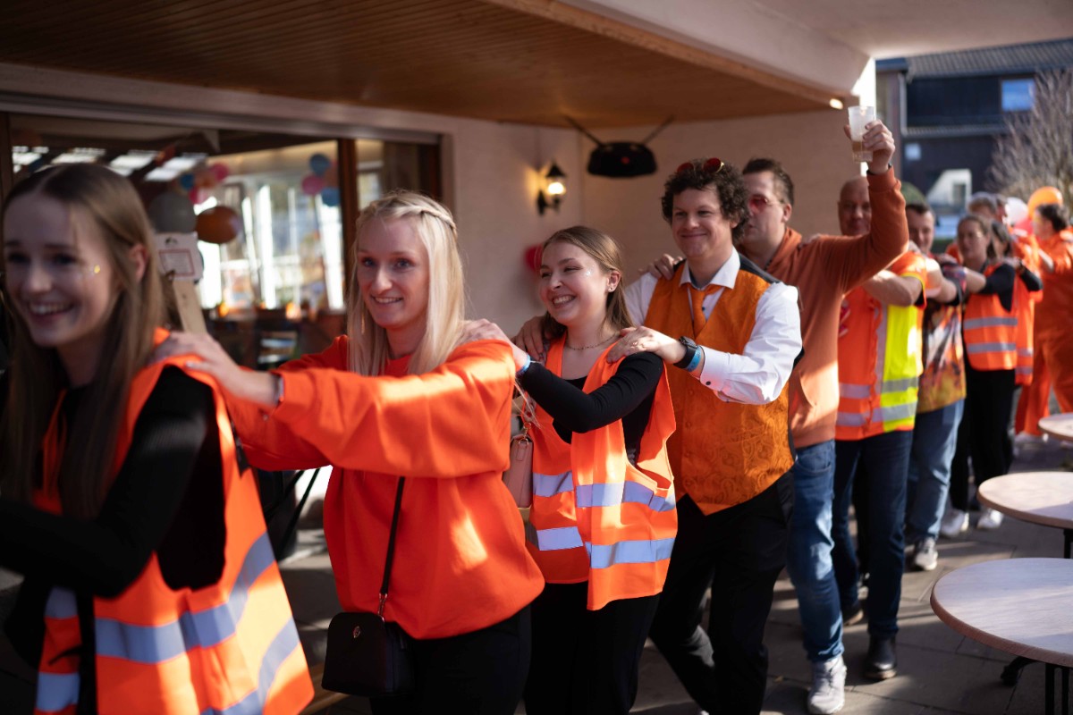 Premiere des Kneipenkarnevals in Bonzel